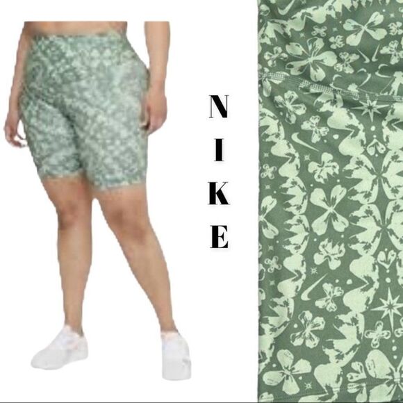 The Nike On Mid Rise Shorts Dri Fit Performance Workout Biker Floral Gym - Picture 1 of 8